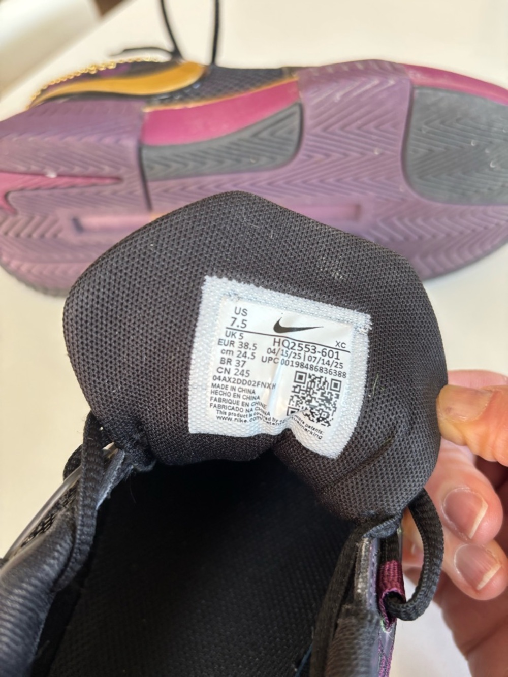 Nike Osaka Zoom Challenge Bordeaux and metallic gold tennis shoe! Like New! - Picture 2 of 7